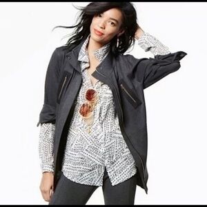 CAbi #3255 Osaka Nights Split Back Button Front